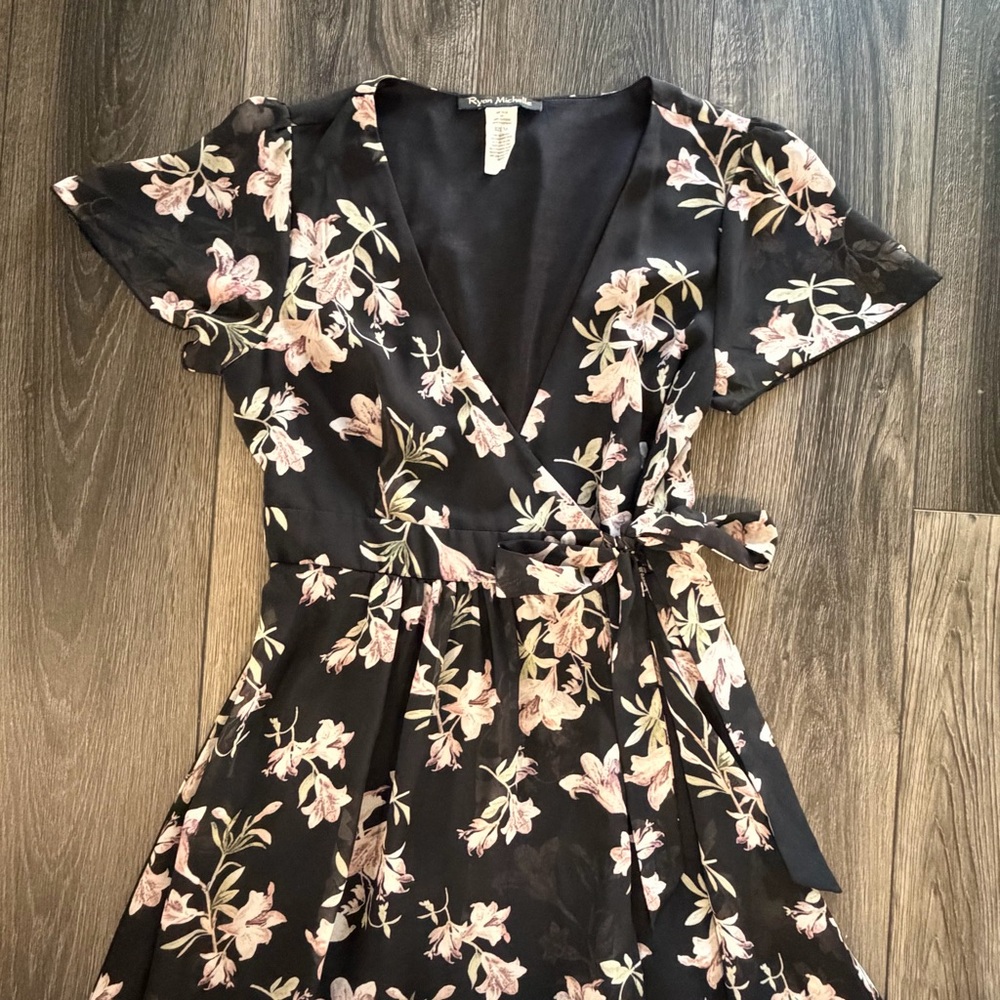 Ryan Michelle Floral Wrap Maxi Dress Black Pink Boho Chiffon Flutter Sleeve M - Picture 10 of 15